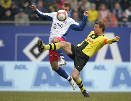 尤为突出 尤为突出